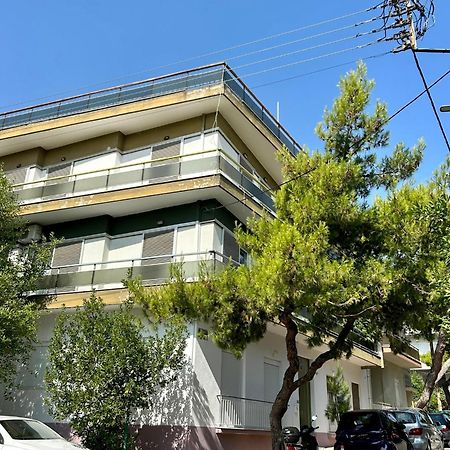 Beautiful Apartment Next To Metro Station Atenas Exterior foto